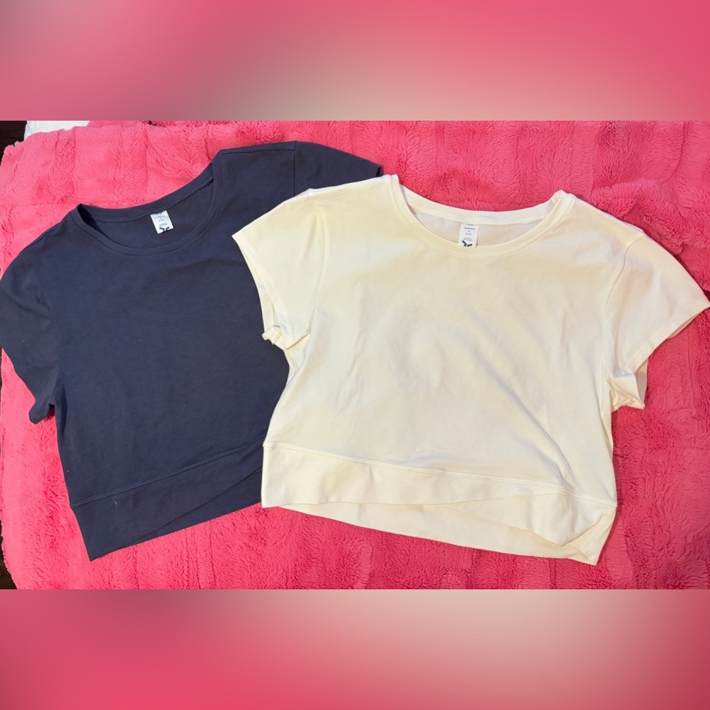 Old Navy Women’s Active Crop Tops